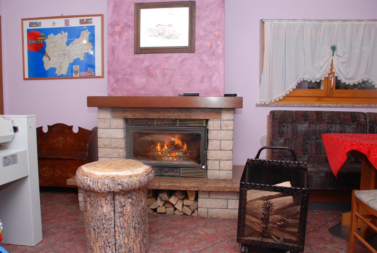 Albergo Ginevra Roncone Exterior photo